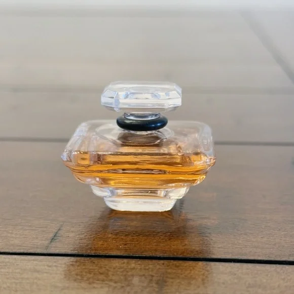 Lancome Tresor Edp Mini 7.5ml - Picture 3 of 3